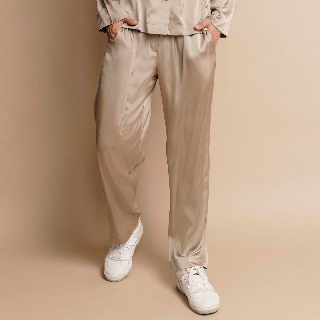 The Jet Set Pant in Champagne