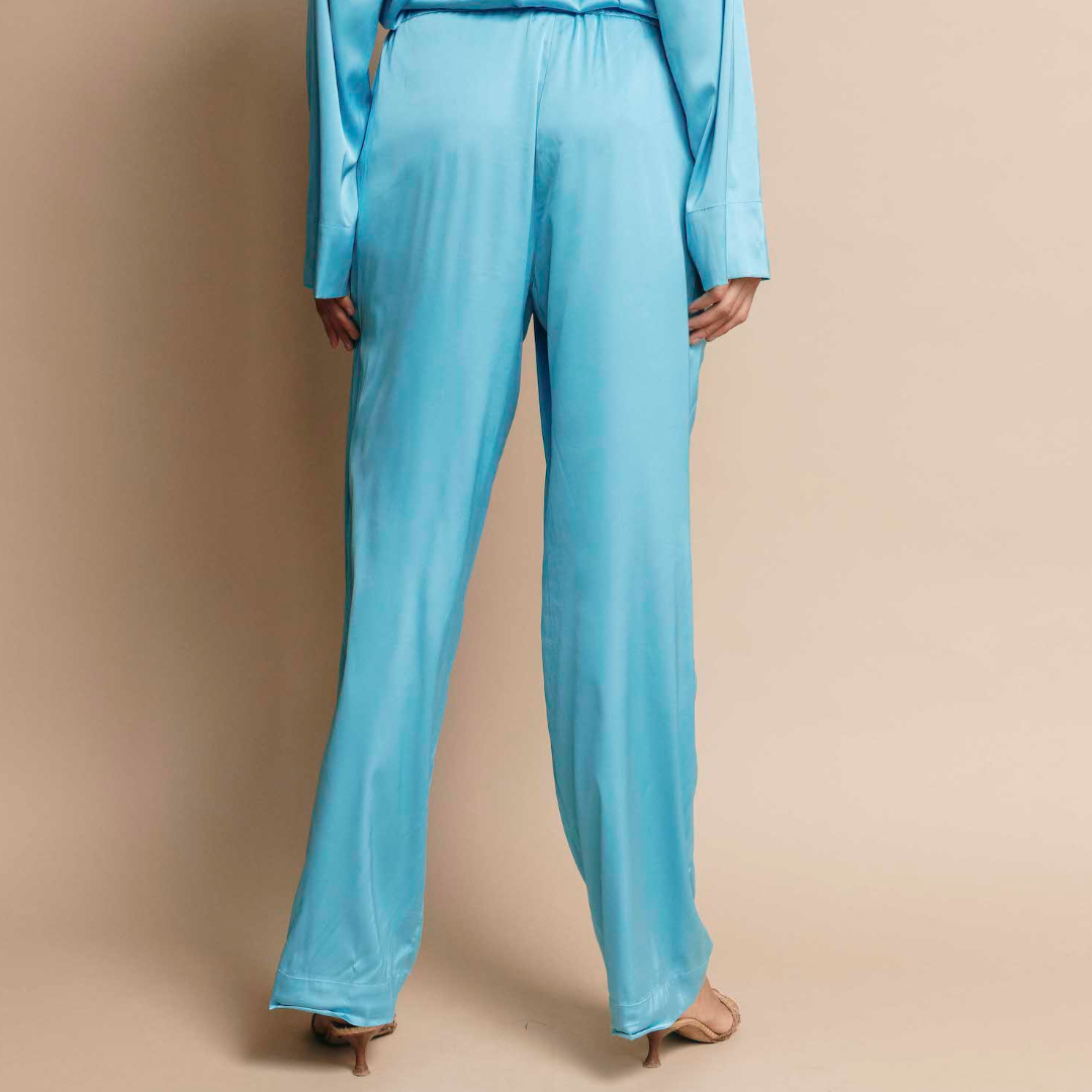 The Jet Set Pant in Aqua