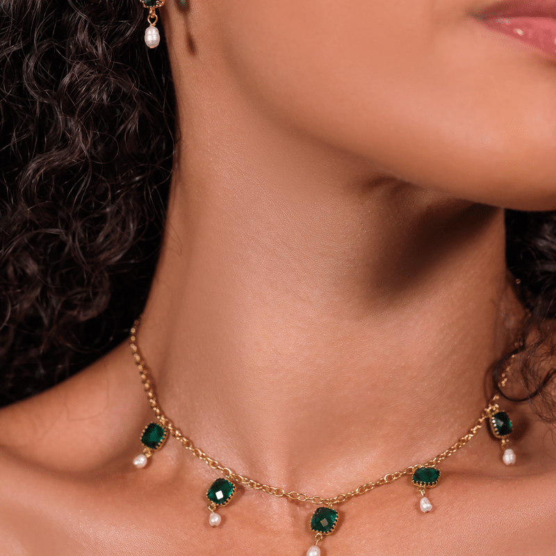 The Alicante Choker in Emerald Green