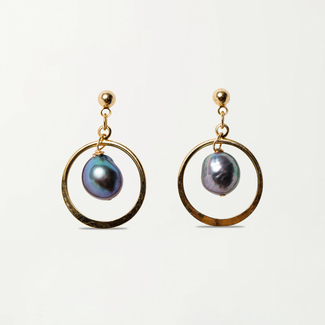 The Girona Earrings in Tahitian Black Pearl